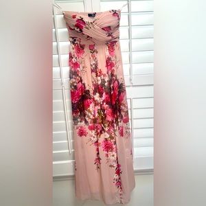 Jane Norman strapless flowery dress size S.
